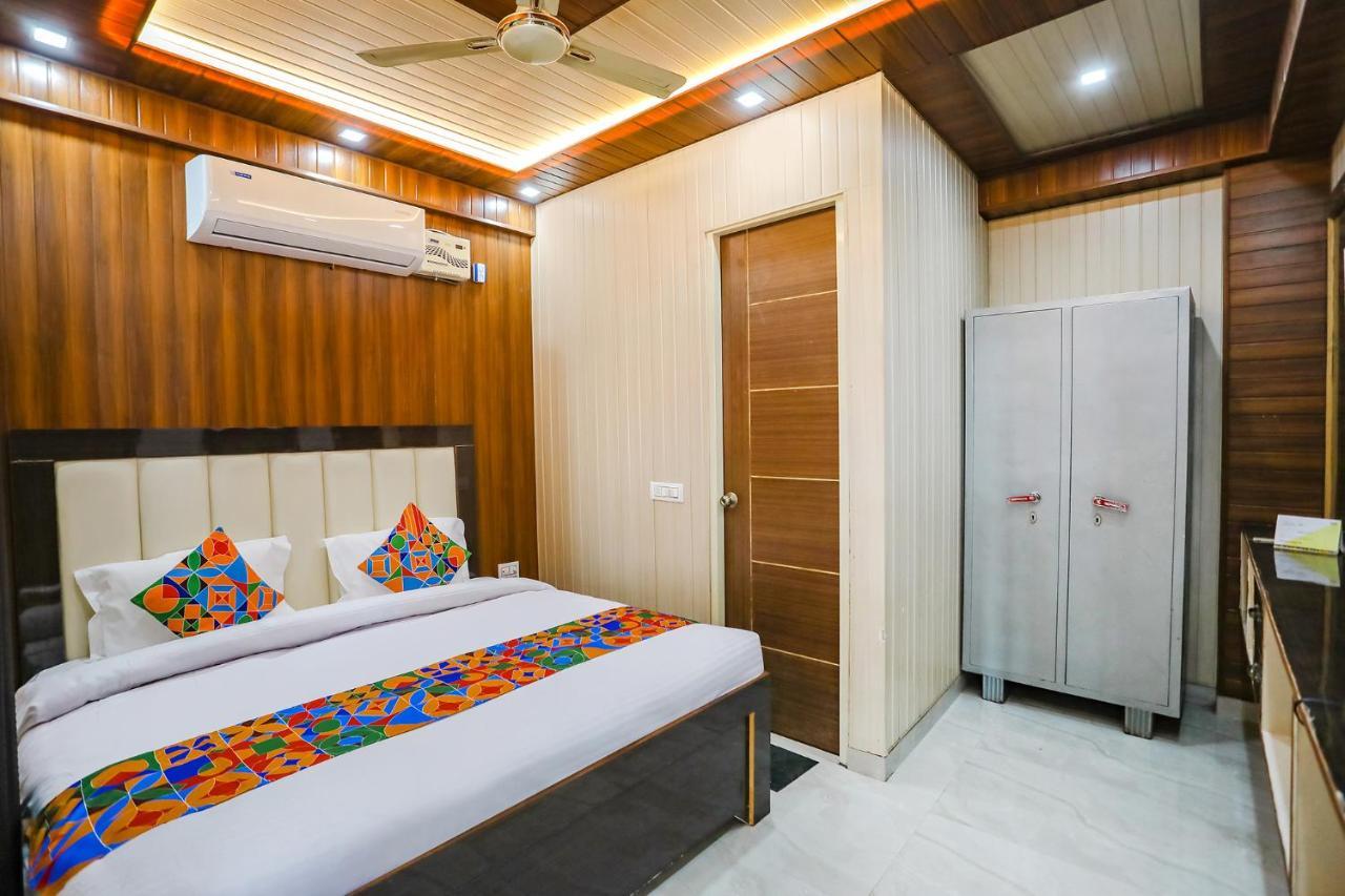 Fabhotel Jms Residency Dehradun Exteriör bild